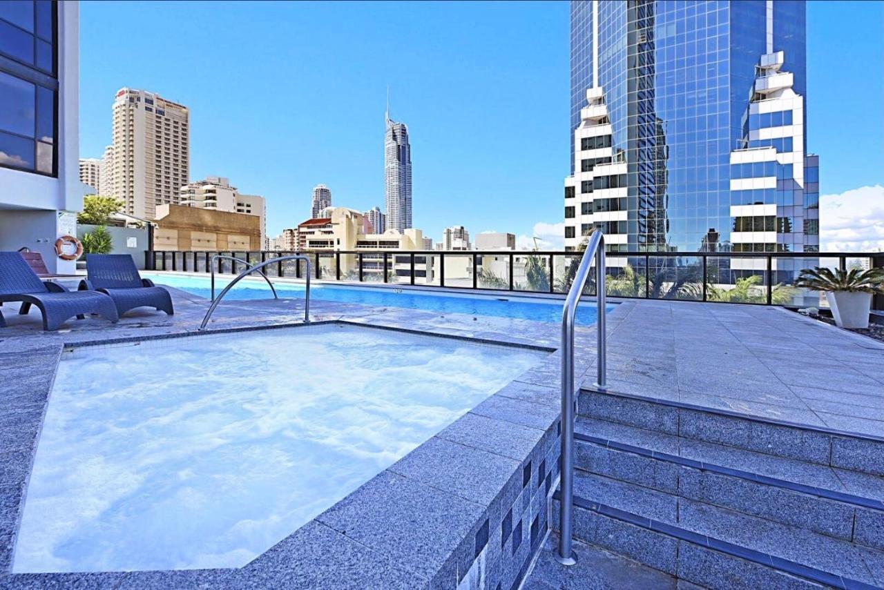 Circle On Cavill Surfers Paradise Apartments-Holiday Paradise Gold Coast Bagian luar foto